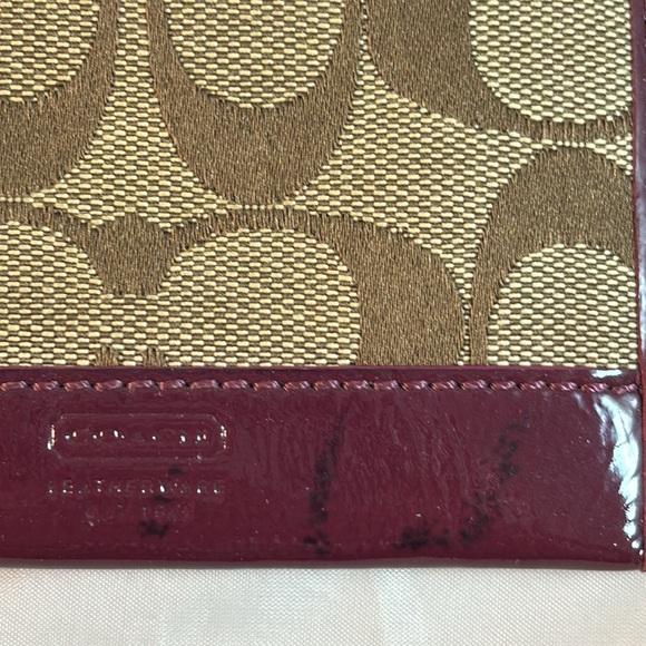 Coach Signature Canvas Tan Wallet with Plum Leather - Picture 4 of 8